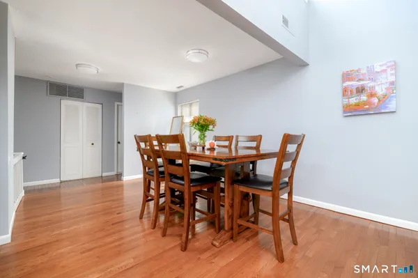 $400,000 | 1 Apricot Lane, Unit 1, Ridgefield, CT 06877