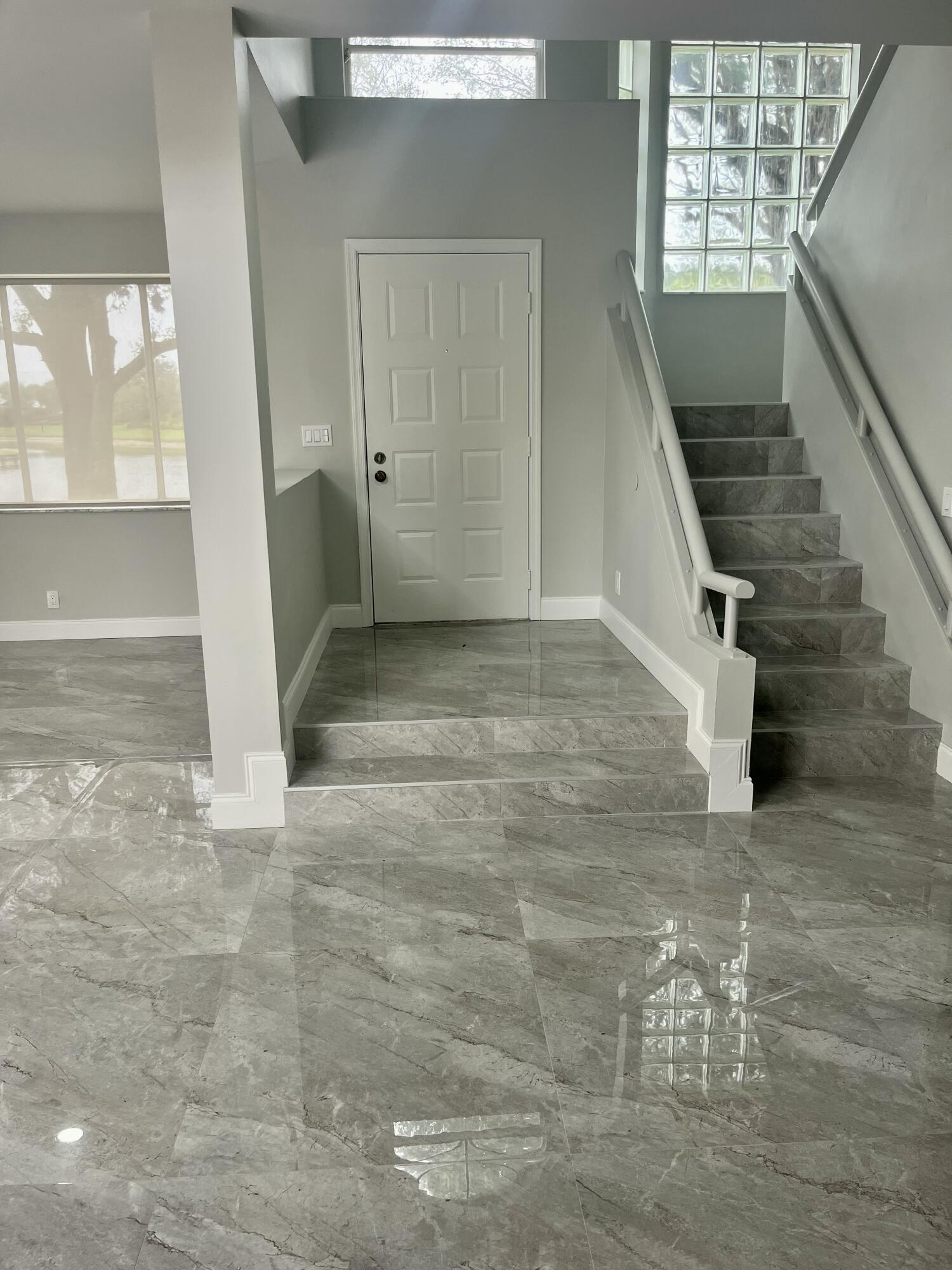 17699 Tiffany Trace Drive Boca Raton, FL 33487 - Photo 7 of 42 tempImage51Lo6M