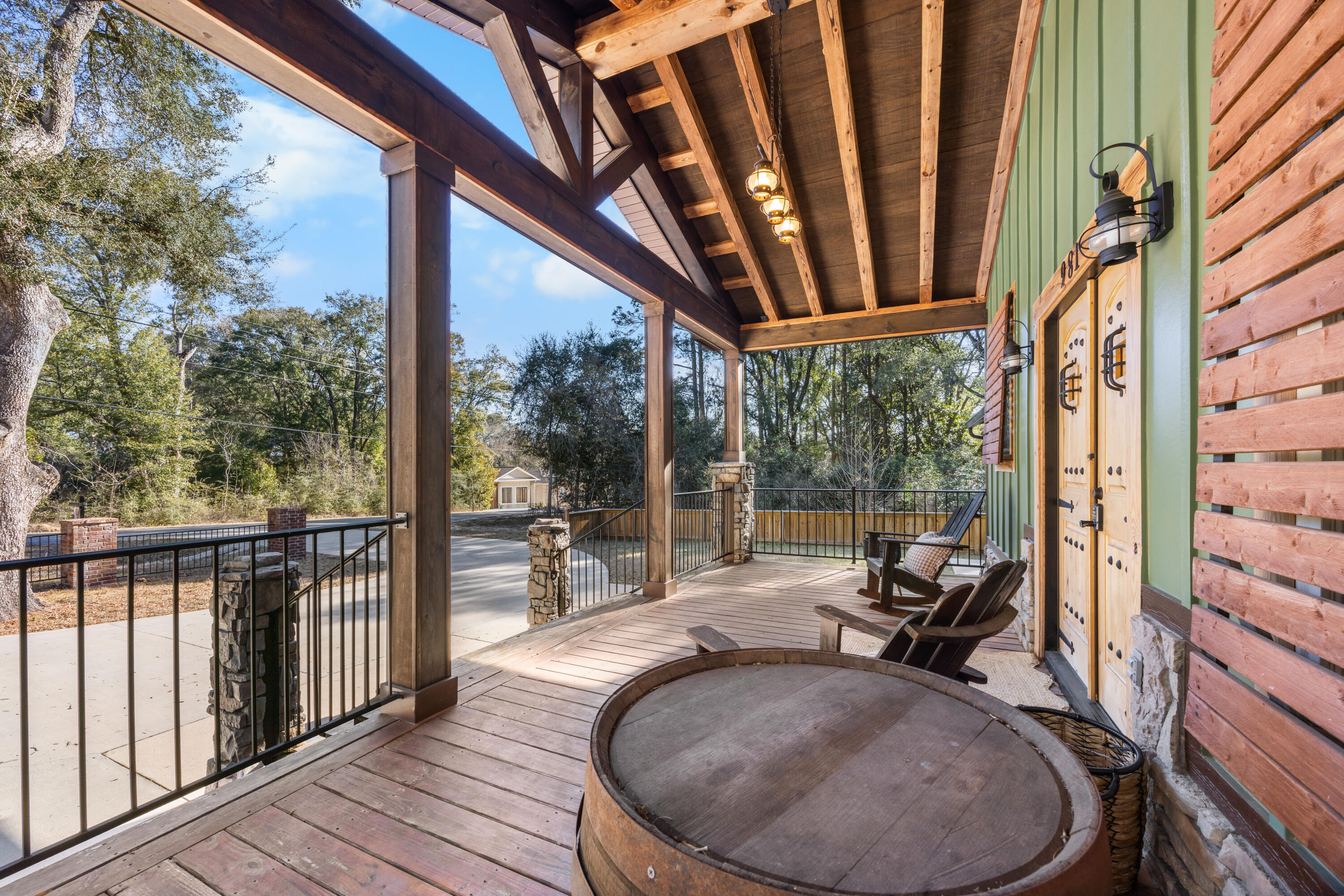 981 East Chestnut Avenue Crestview, FL 32539 - Photo 16 of 80 602A9485