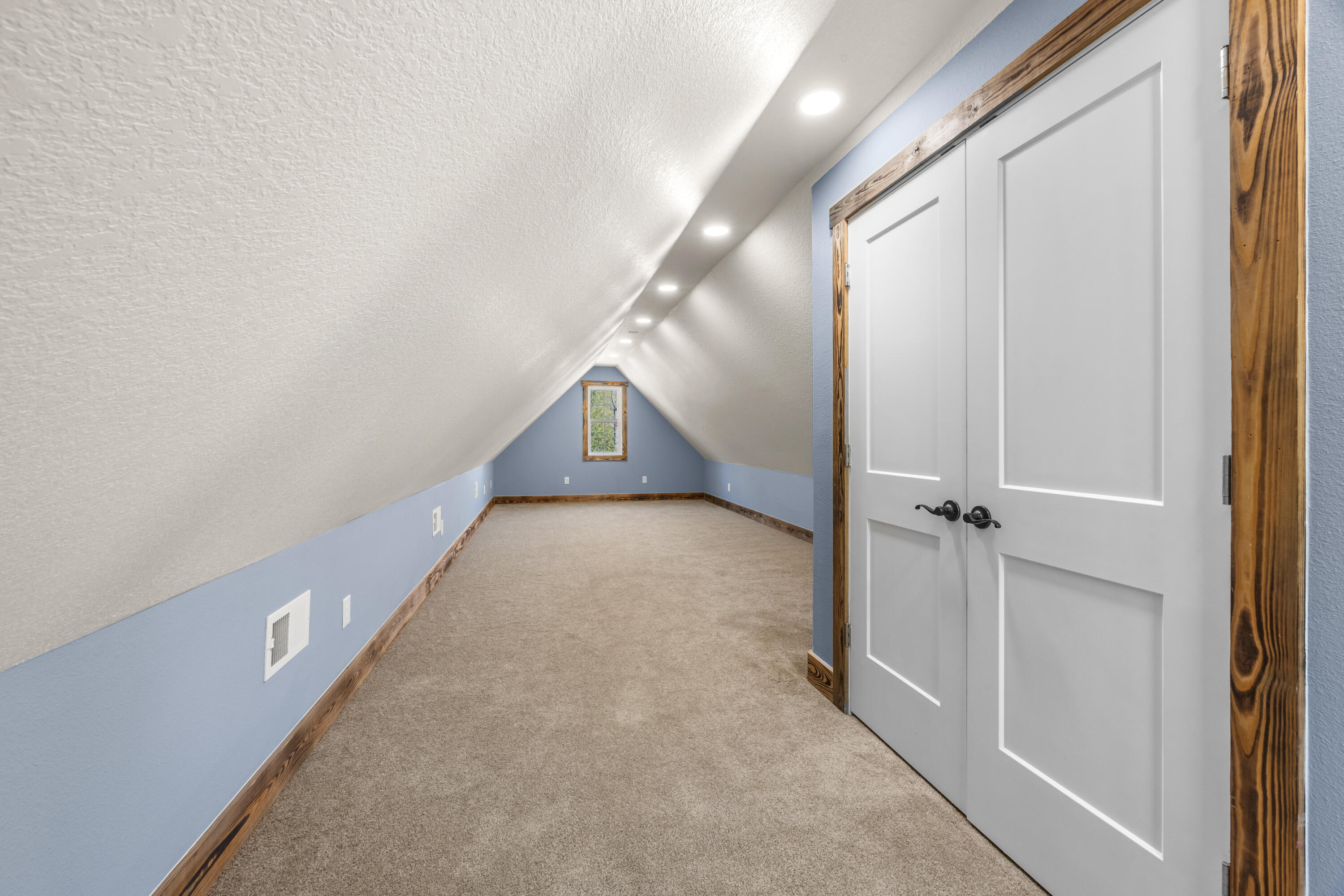 981 East Chestnut Avenue Crestview, FL 32539 - Photo 60 of 80 a view of a hallway view with staircase