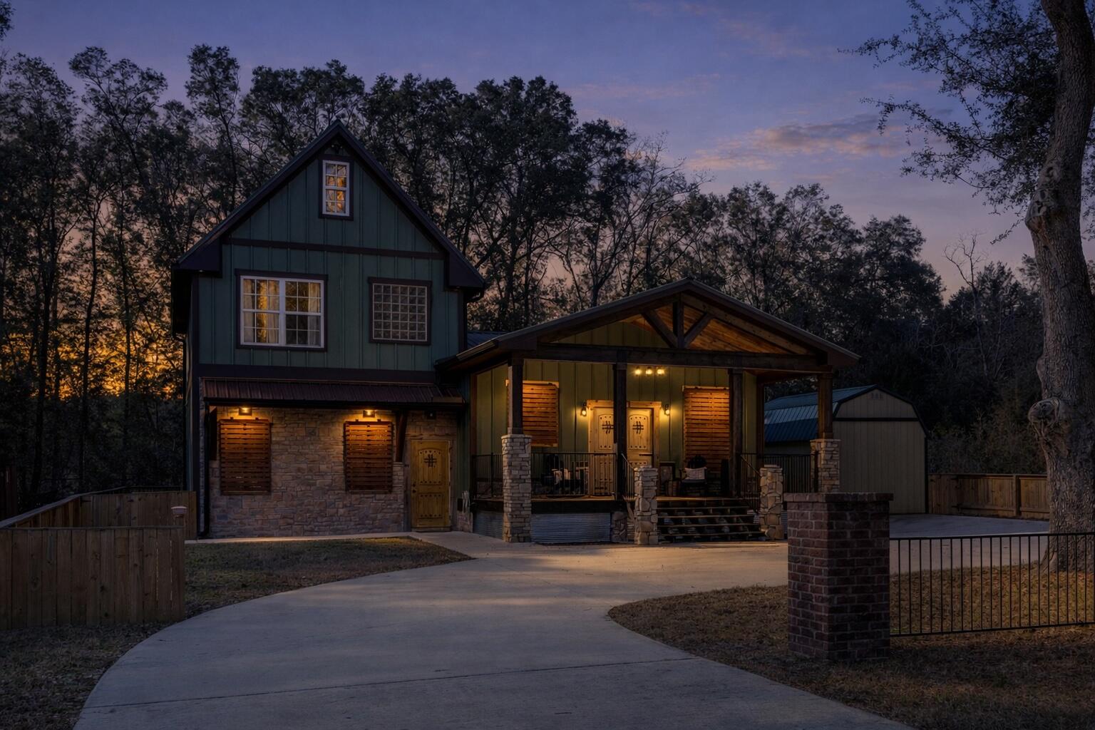 981 East Chestnut Avenue Crestview, FL 32539 - Photo 70 of 80 a front view of a house with a yard