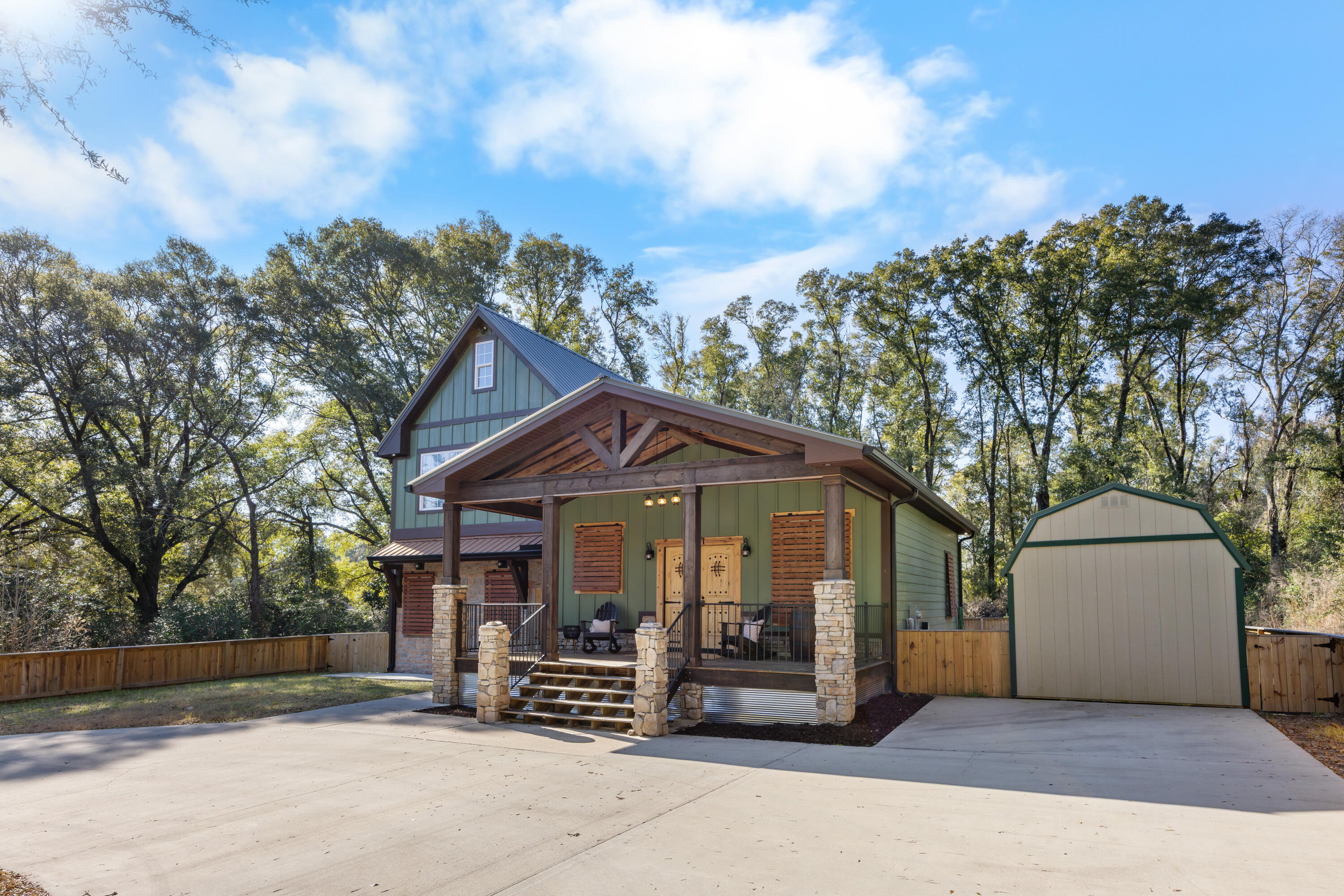 981 East Chestnut Avenue Crestview, FL 32539 - Photo 8 of 80 602A9454