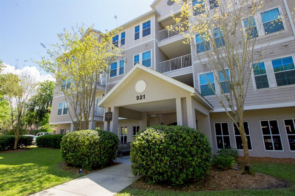 921 Southwest Depot Avenue, Unit 303 Gainesville, FL 32601 - Photo 1 of 8