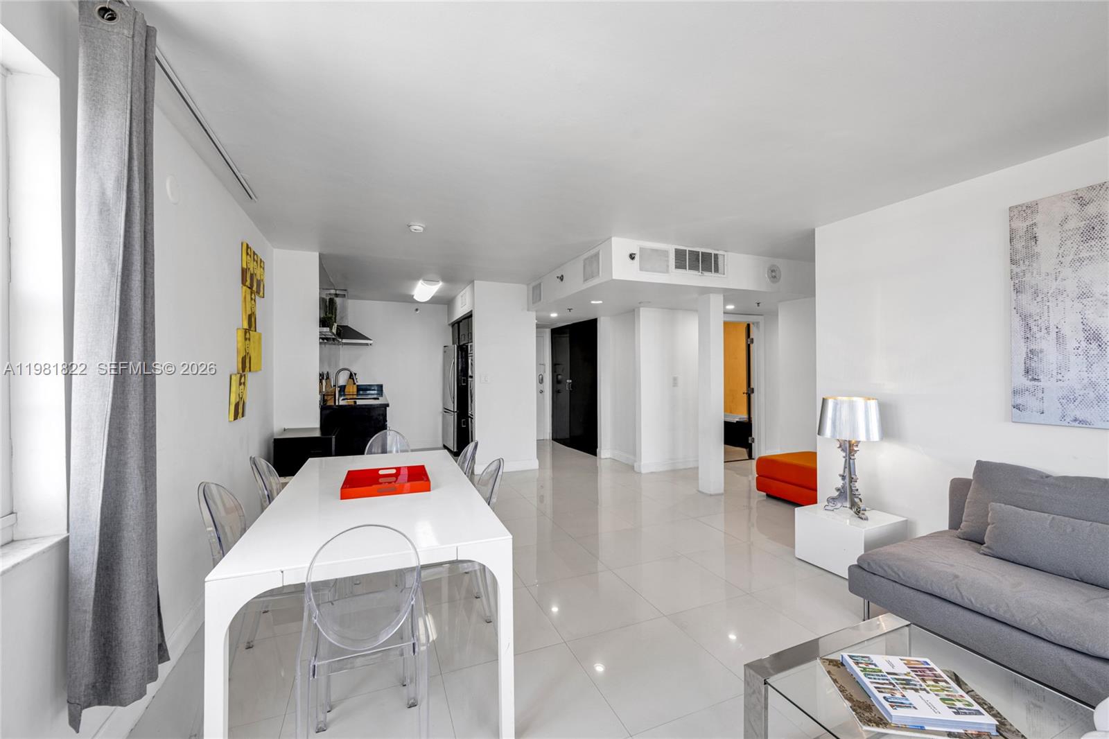 100 Lincoln Road, Unit 1511 Miami Beach, FL 33139 - Photo 11 of 39