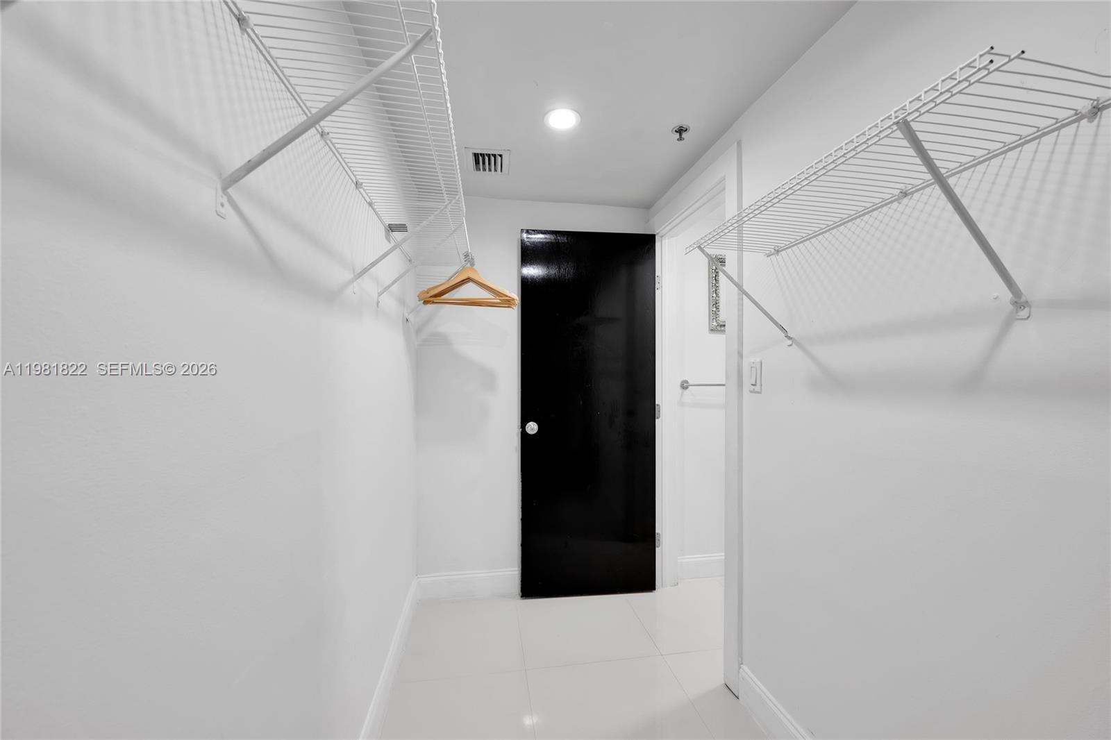 100 Lincoln Road, Unit 1511 Miami Beach, FL 33139 - Photo 22 of 39