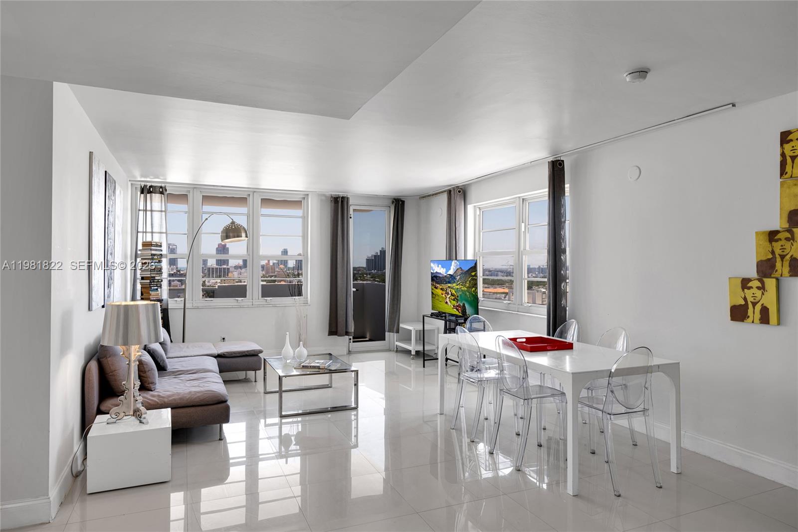 100 Lincoln Road, Unit 1511 Miami Beach, FL 33139 - Photo 5 of 39