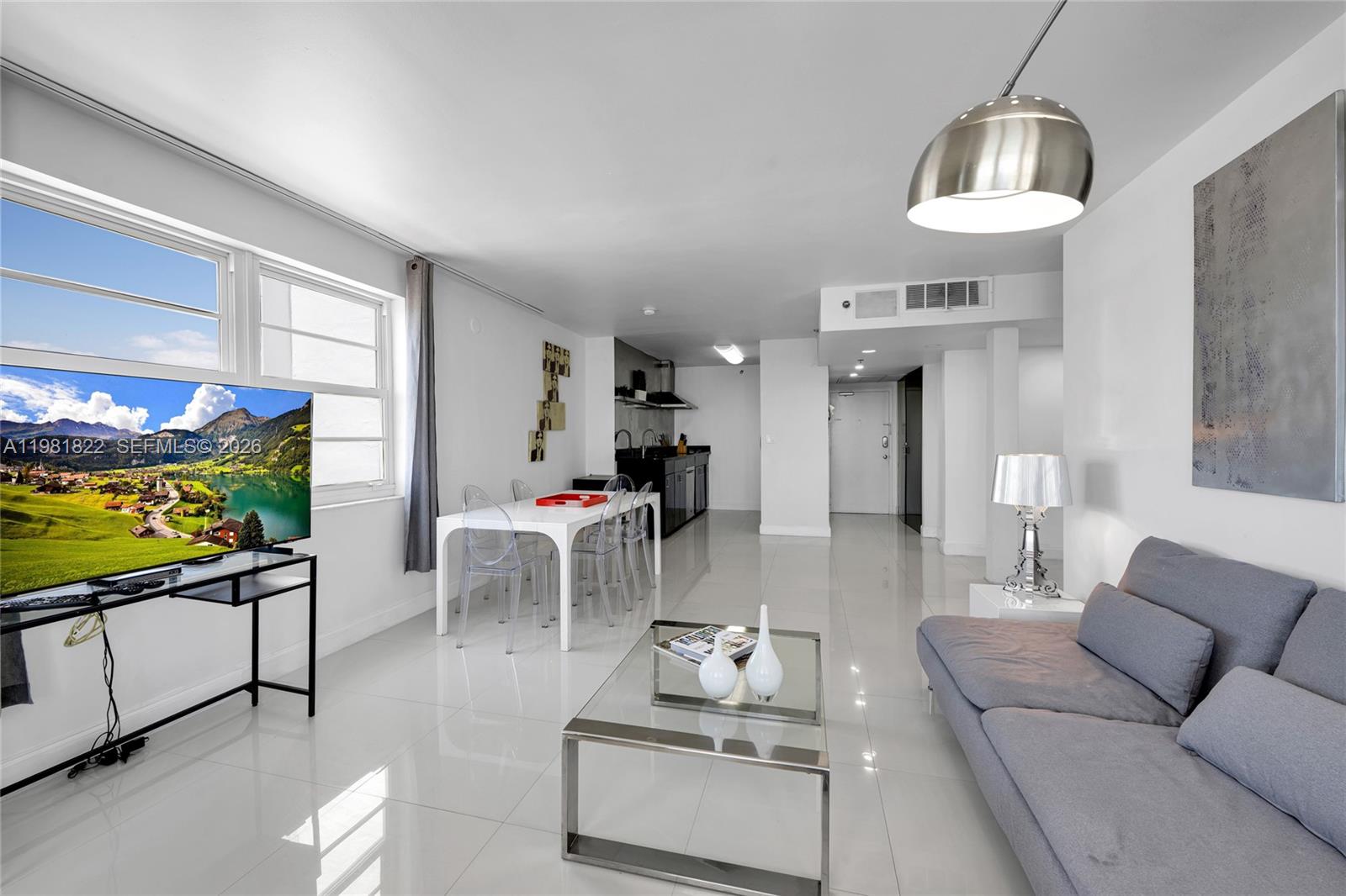 100 Lincoln Road, Unit 1511 Miami Beach, FL 33139 - Photo 7 of 39