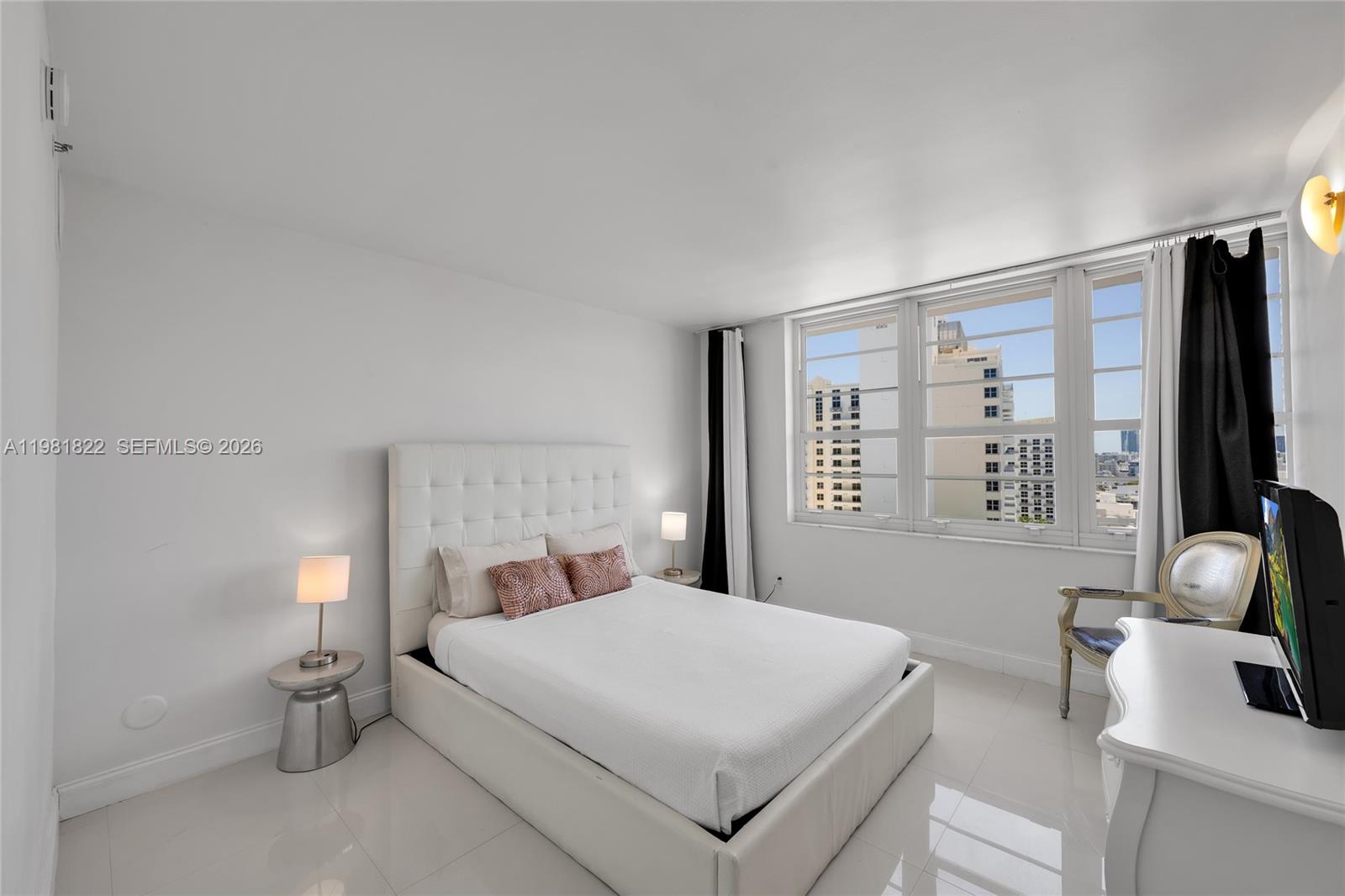 100 Lincoln Road, Unit 1511 Miami Beach, FL 33139 - Photo 10 of 39
