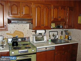 531 King George Road Cherry Hill, NJ 08034 - Photo 5 of 12 Kitchen
