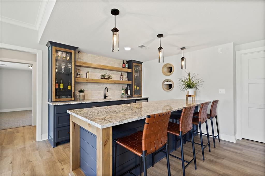 1095 Creekside Court Raymore, MO 64083 - Photo 6 of 9