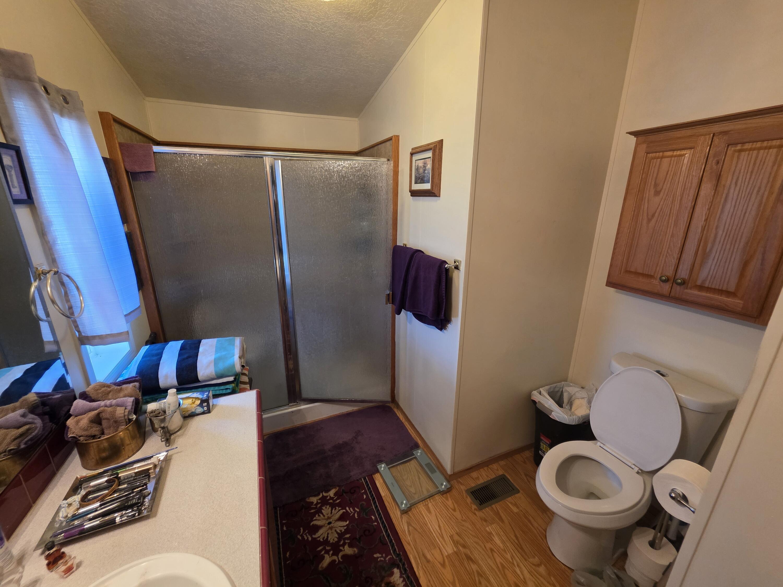 330 North Baker Avenue Chiloquin, OR 97624 - Photo 13 of 34 16