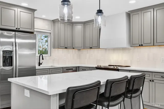 $525,000 | 1715 Cedar Drive, Lewiston, ID 83501