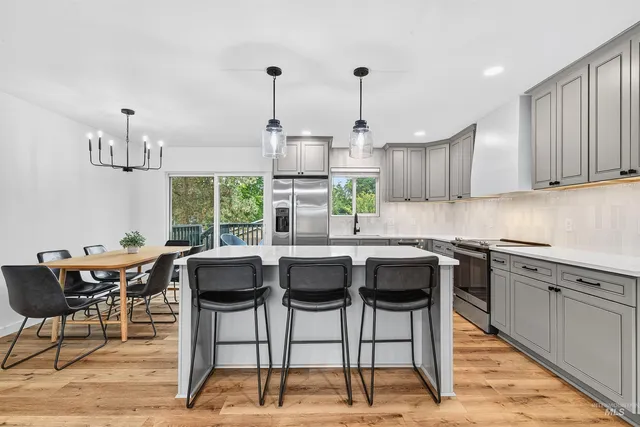 $525,000 | 1715 Cedar Drive, Lewiston, ID 83501