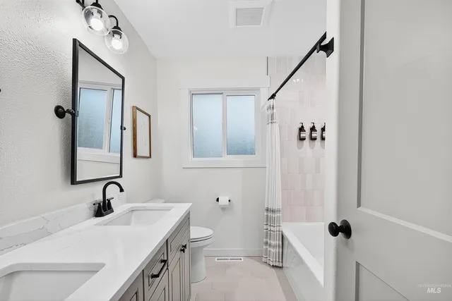 $525,000 | 1715 Cedar Drive, Lewiston, ID 83501