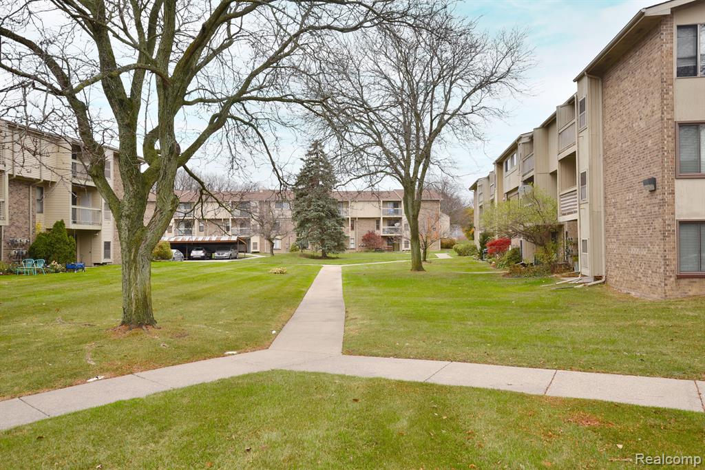 30475 West 14 Mile Road, Unit 74 Farmington, MI 48334 - Photo 31 of 33 Gallery Image 31