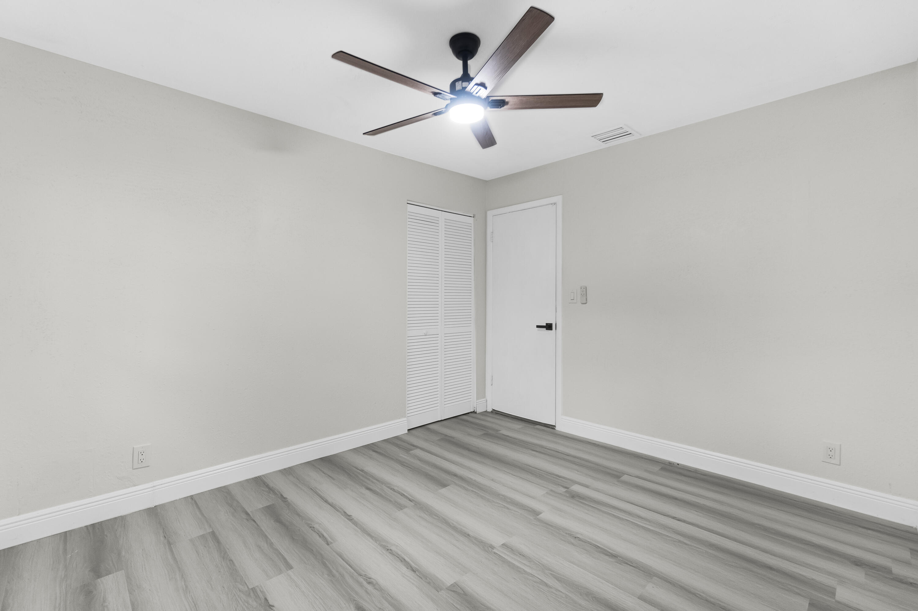 1164 Northwest 45th Terrace Lauderhill, FL 33313 - Photo 17 of 28 24