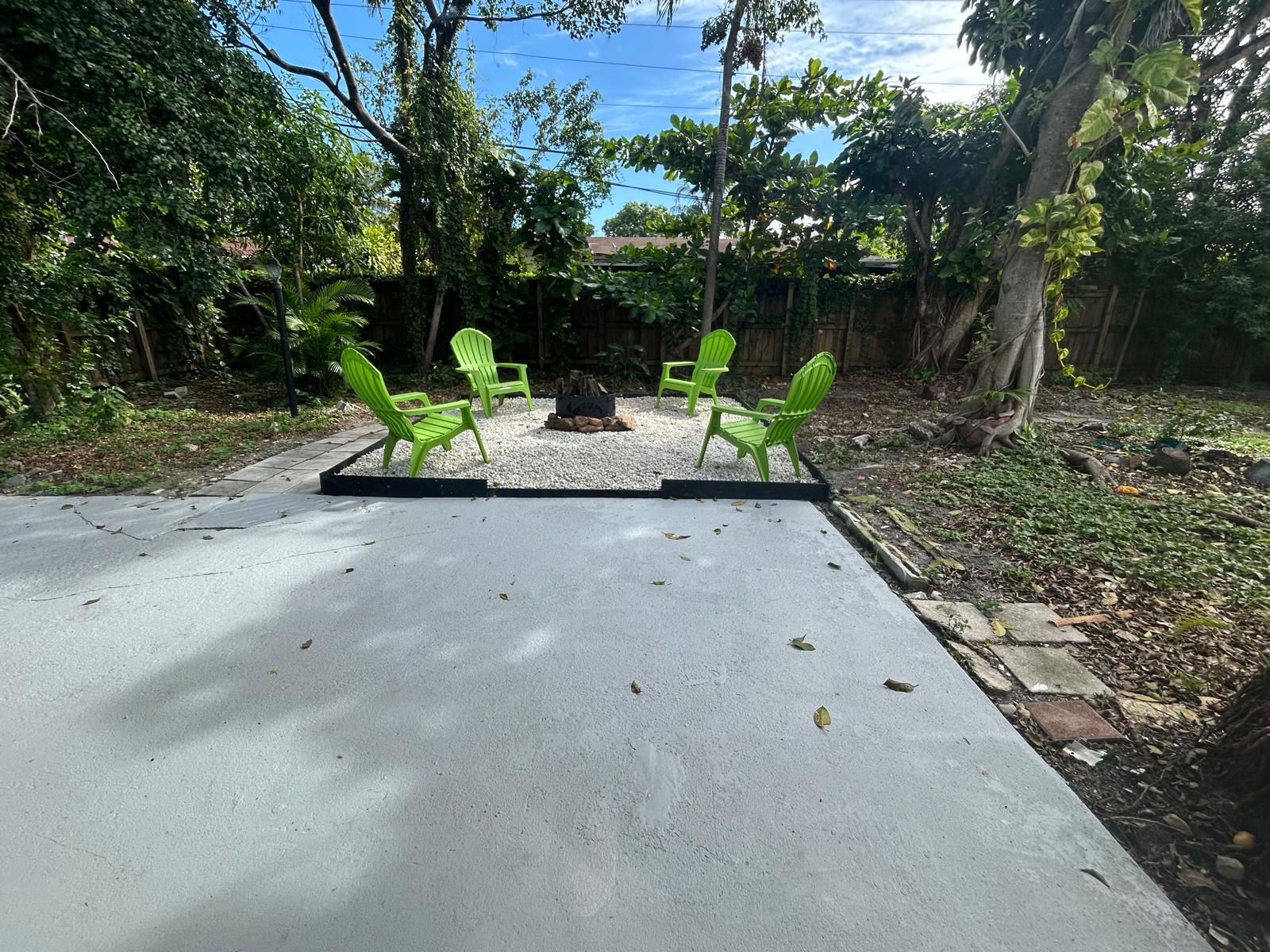 1164 Northwest 45th Terrace Lauderhill, FL 33313 - Photo 28 of 28 PHOTO-2025-10-16-11-05-13