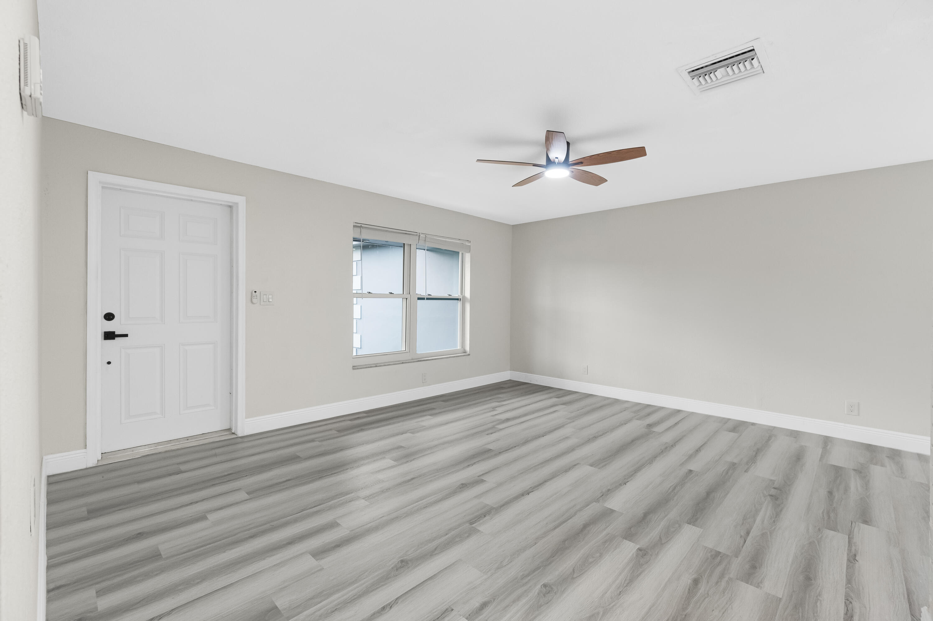 1164 Northwest 45th Terrace Lauderhill, FL 33313 - Photo 7 of 28 7