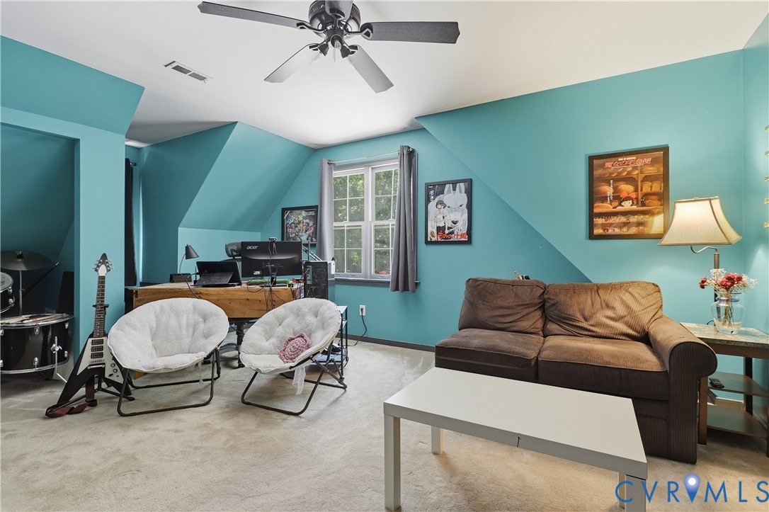 12512 2nd Branch Road Chesterfield, VA 23838 - Photo 34 of 56 a living room with furniture