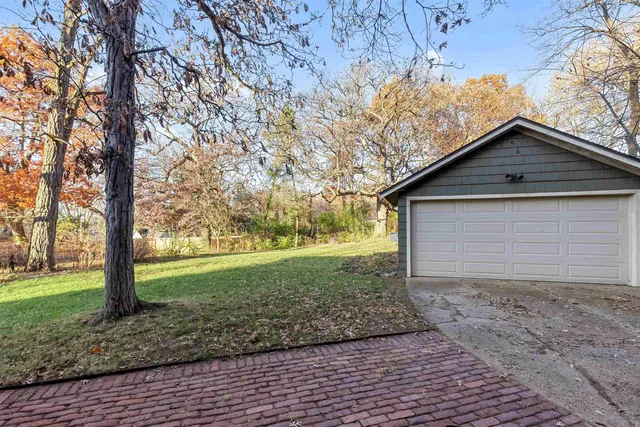 $225,000 | 1326 Brownwood Drive, Rockford, IL 61107