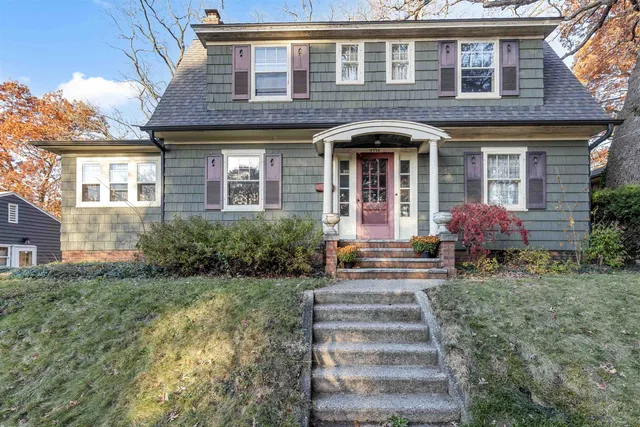 $225,000 | 1326 Brownwood Drive, Rockford, IL 61107