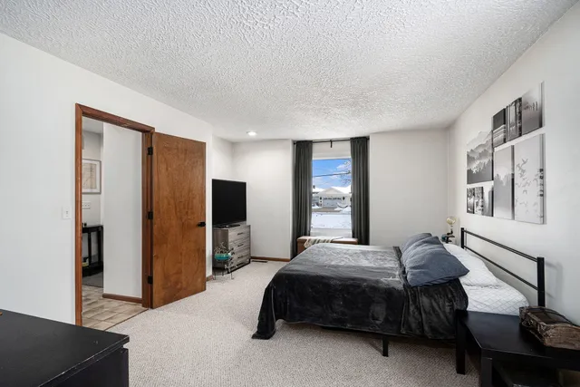 $329,500 | 3230 Woodhams Avenue, Portage, MI 49002