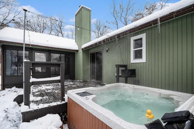 $329,500 | 3230 Woodhams Avenue, Portage, MI 49002