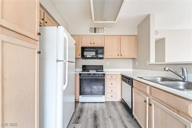 $1,250 | 3101 Casey Drive, Unit 202, Las Vegas, NV 89120