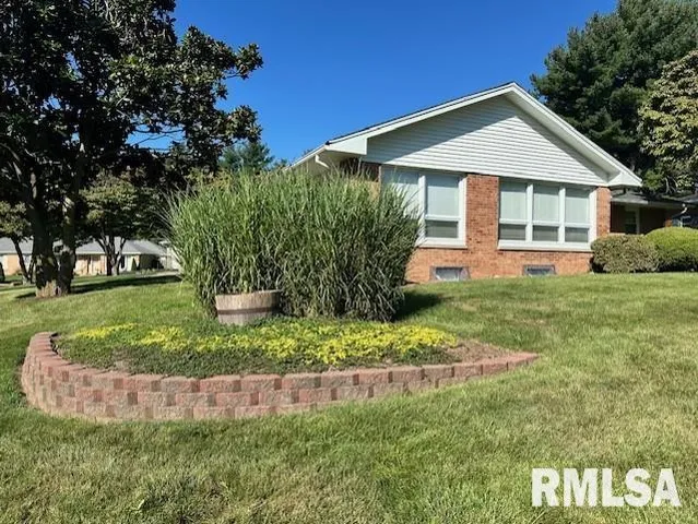 $242,000 | 1 Terry Court, Jacksonville, IL 62650
