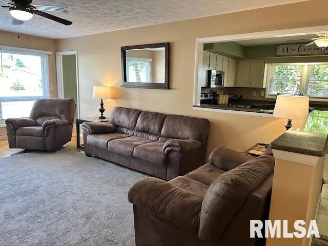 $242,000 | 1 Terry Court, Jacksonville, IL 62650