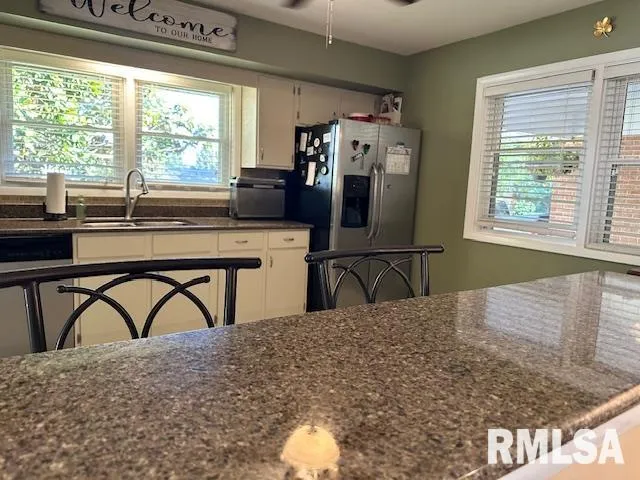 $242,000 | 1 Terry Court, Jacksonville, IL 62650