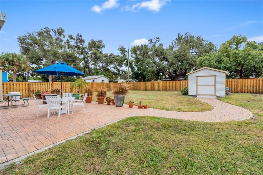 720 Myrtle Avenue Venice, FL 34285 - Photo 31 of 40