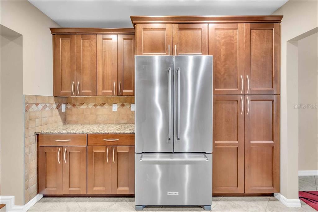 720 Myrtle Avenue Venice, FL 34285 - Photo 9 of 40