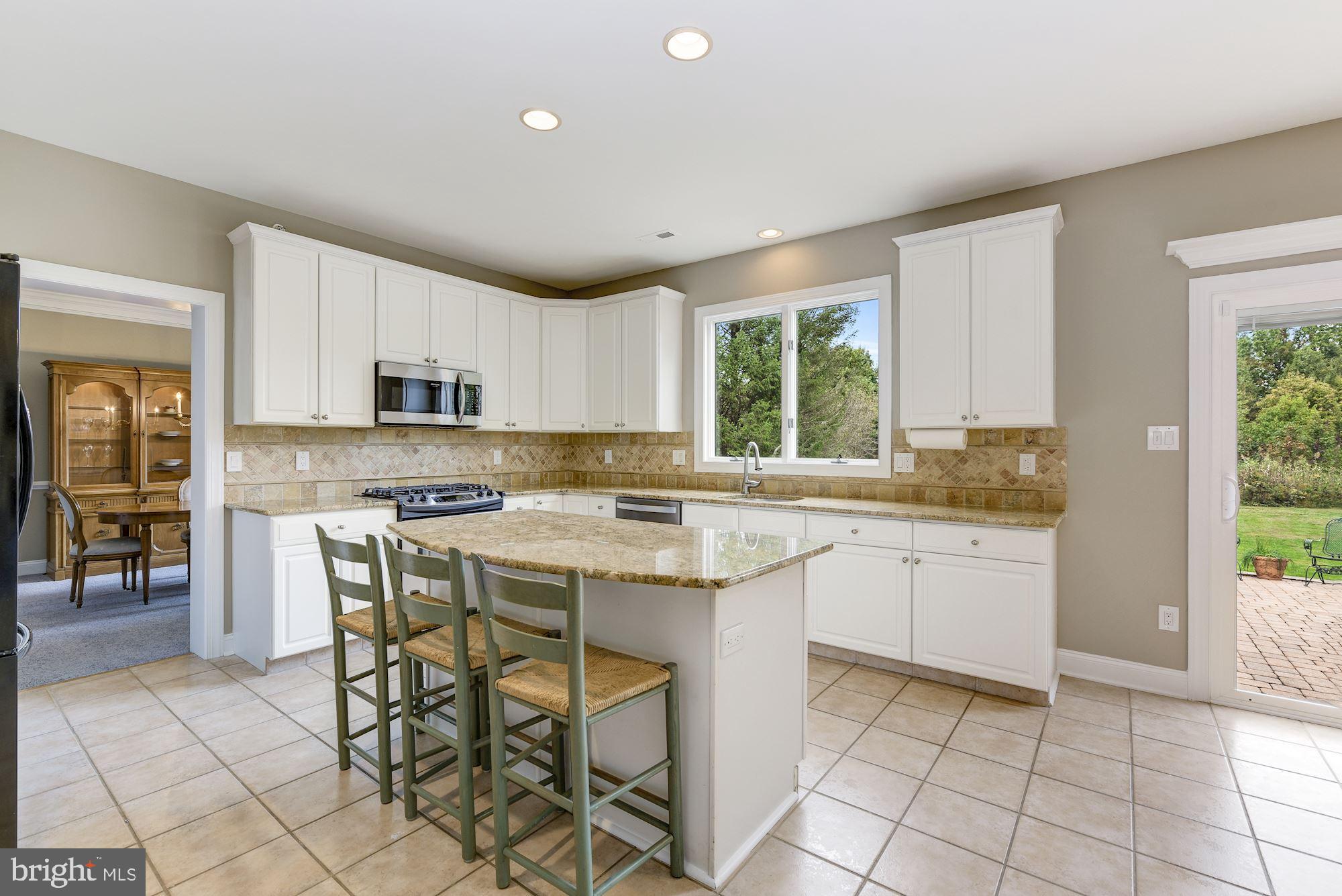 29 Brooks Road Moorestown, NJ 08057 - Photo 3 of 33 Kitchen