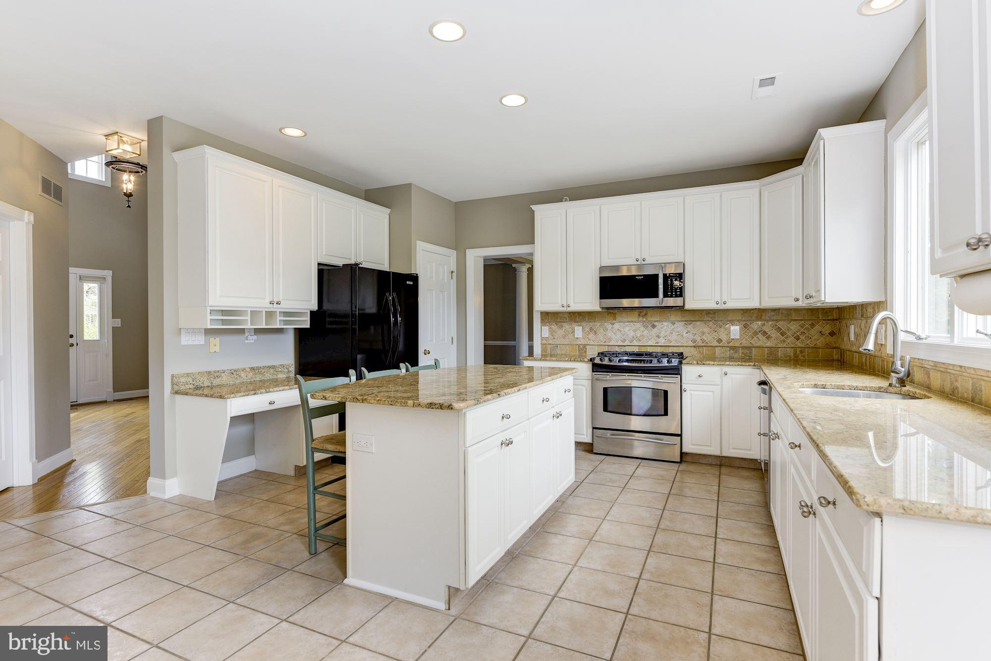 29 Brooks Road Moorestown, NJ 08057 - Photo 5 of 33 Kitchen