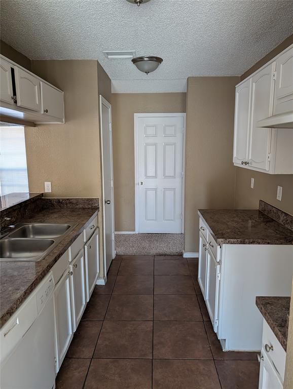 7921 Rockdale Road Fort Worth, TX 76134 - Photo 9 of 19