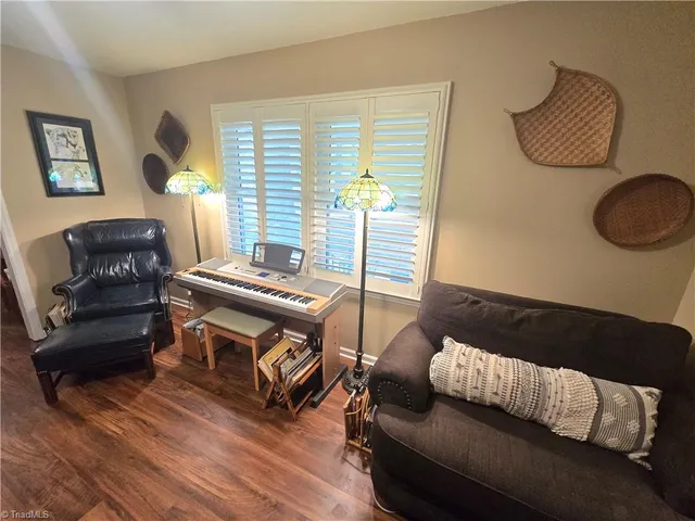 $349,950 | 1374 West Lake Drive, Asheboro, NC 27205