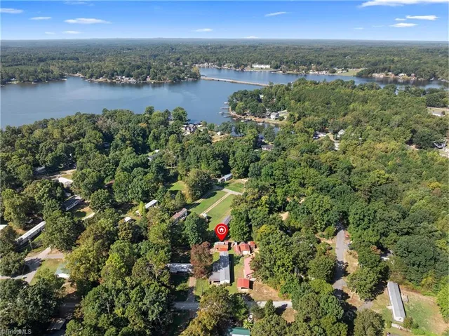 $119,900 | 128 St Albans Lane, Lexington, NC 27292