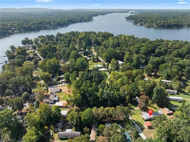 $119,900 | 128 St Albans Lane, Lexington, NC 27292