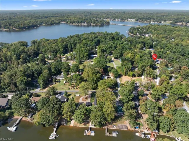 $119,900 | 128 St Albans Lane, Lexington, NC 27292