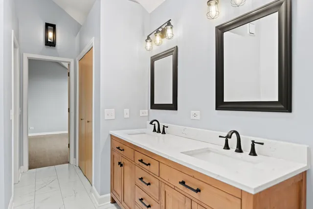 $530,000 | 5509 Aspen Avenue, Downers Grove, IL 60515