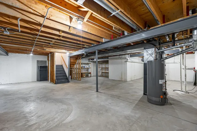 $530,000 | 5509 Aspen Avenue, Downers Grove, IL 60515