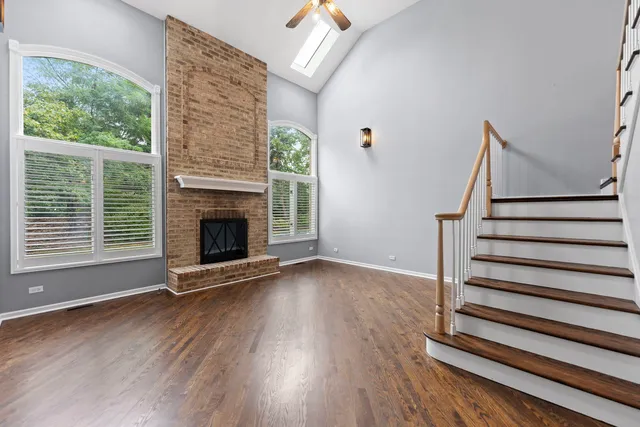 $530,000 | 5509 Aspen Avenue, Downers Grove, IL 60515