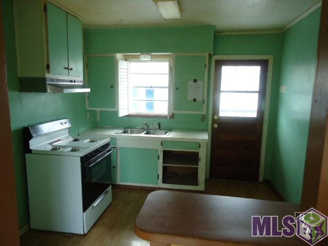 169 St Philip Street Raceland, LA 70394 - Photo 3 of 6 Kitchen