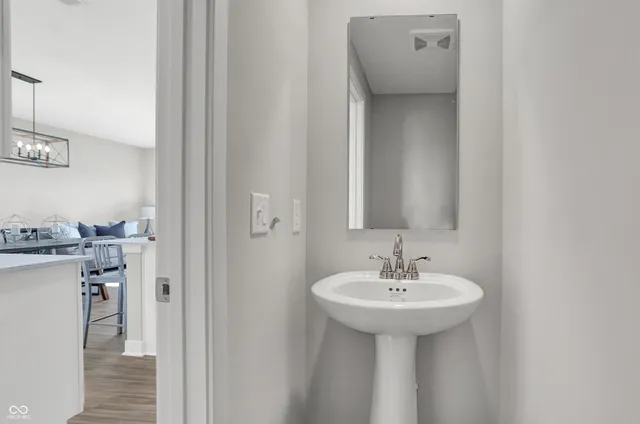 $319,995 | 6565 Halsey Street, Zionsville, IN 46077