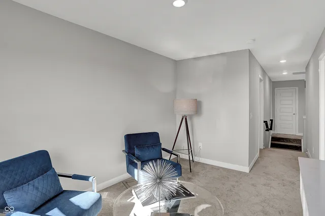 $319,995 | 6565 Halsey Street, Zionsville, IN 46077