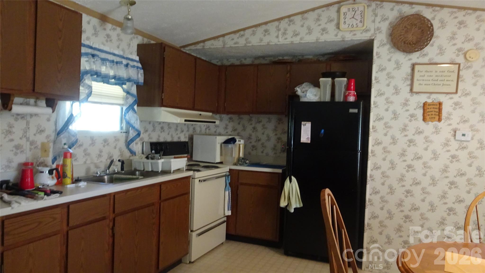 169 Hamptons Cove Road Troutman, NC 28166 - Photo 3 of 8