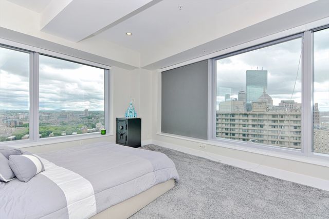 $2,090,000 | 110 Stuart Street, Unit 23B, Boston, MA 02116
