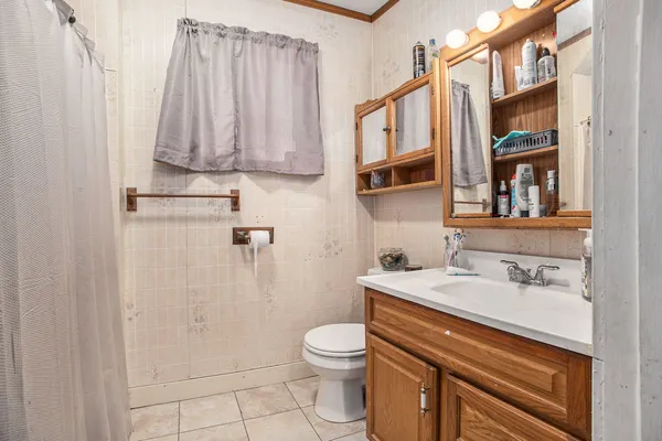 $280,000 | 855 Highway 31, Scottville, MI 49454