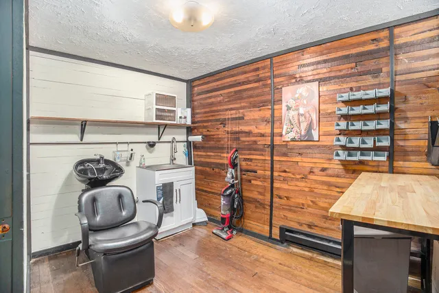 $280,000 | 855 Highway 31, Scottville, MI 49454